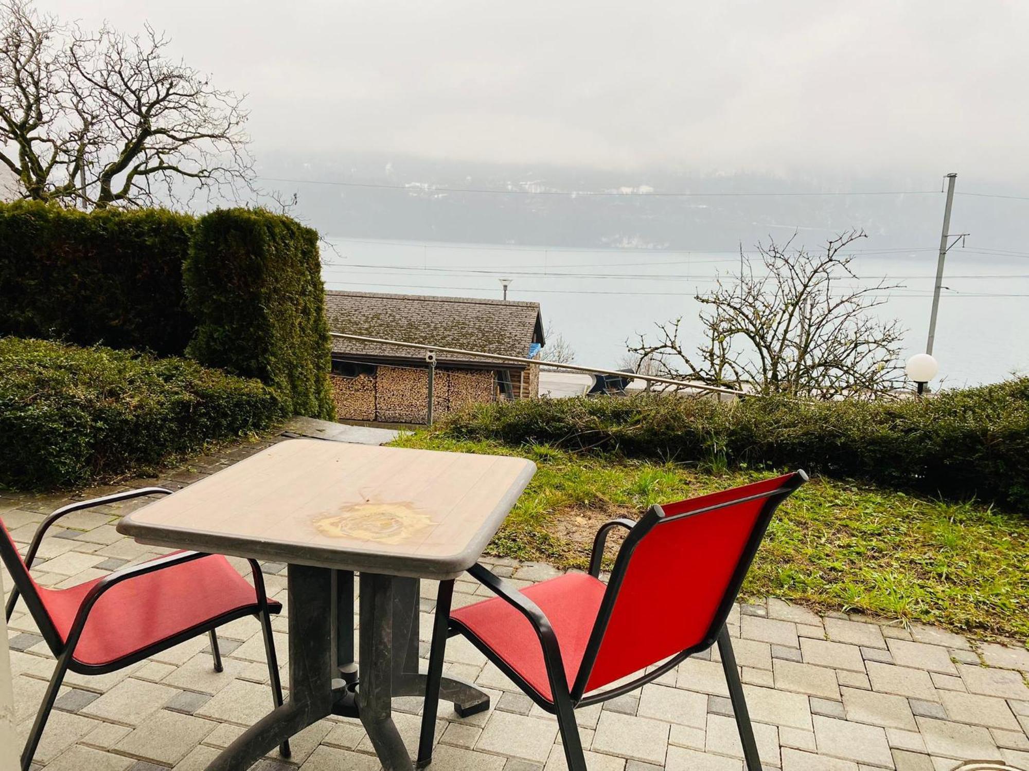 Lake Facing Studio Niederried bei Interlaken Eksteriør bilde